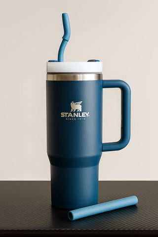 Stanley Classic Navy Stainless Steel Travel Tumbler with Handle – 40oz